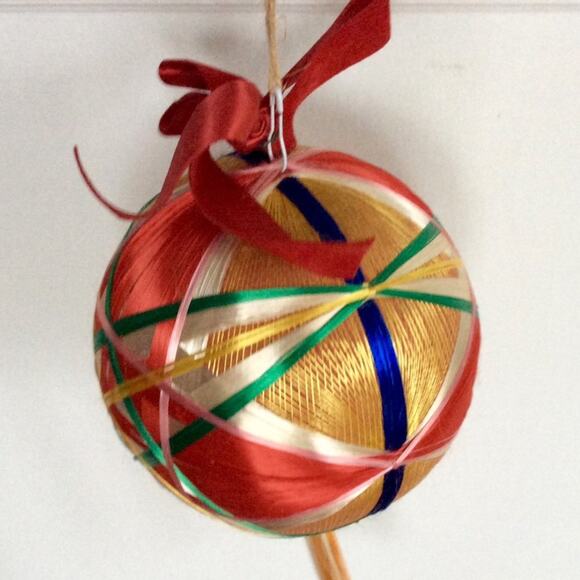 Vintage Handwoven Japanese Silk Temari Ball with Tassel - Picture 5 of 9